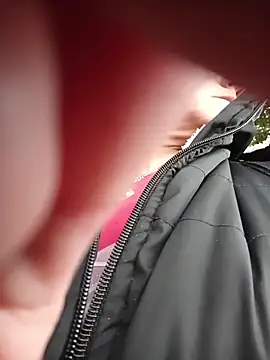 sasi luna online show from April 9, 2026, 1:05 pm