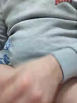 Snapshot of mertBy chatting on February 3, 2025, 7:52 pm mertBy online show from February 3, 2025, 7:52 pm