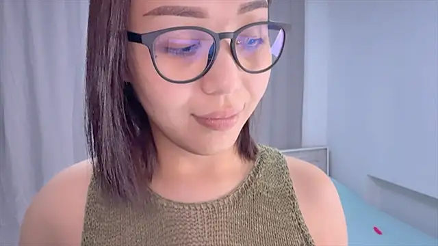 Snapshot of PurrrfectMiko chatting on March 11, 2026, 1:39 pm PurrrfectMiko online show from March 11, 2026, 1:39 pm