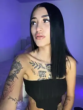 Snapshot of Cassie_howard_ chatting on December 18, 2024, 4:09 am Cassie howard online show from December 18, 2024, 4:09 am