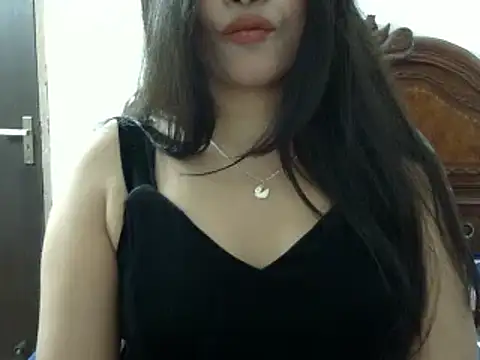 Snapshot of AniHeart chatting on January 23, 2025, 12:46 am AniHeart online show from January 23, 2025, 12:46 am