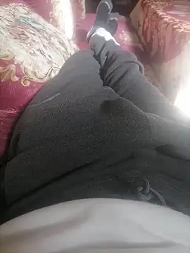 Snapshot of MamhounXx1 chatting on December 19, 2024, 12:34 pm MamhounXx1 online show from December 19, 2024, 12:34 pm