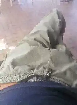 Snapshot of MamhounXx1 chatting on October 3, 2025, 12:46 pm MamhounXx1 online show from October 3, 2025, 12:46 pm