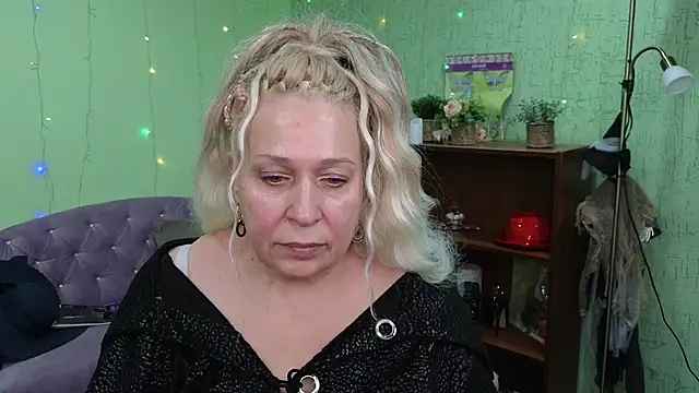 Snapshot of Penelope_Pinky chatting on December 30, 2024, 4:19 pm Penelope Pinky online show from December 30, 2024, 4:19 pm