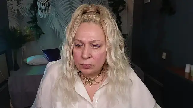 Snapshot of Penelope_Pinky chatting on January 20, 2025, 2:25 pm Penelope Pinky online show from January 20, 2025, 2:25 pm