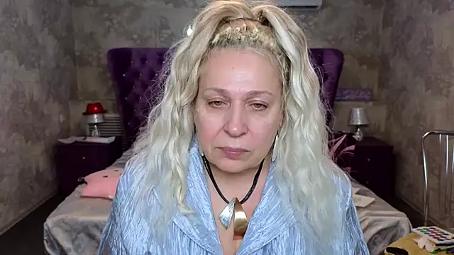 Snapshot of Penelope_Pinky chatting on January 29, 2025, 8:04 pm Penelope Pinky online show from January 29, 2025, 8:04 pm