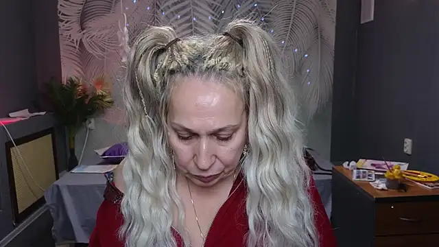 Snapshot of Penelope_Pinky chatting on January 30, 2025, 8:21 pm Penelope Pinky online show from January 30, 2025, 8:21 pm