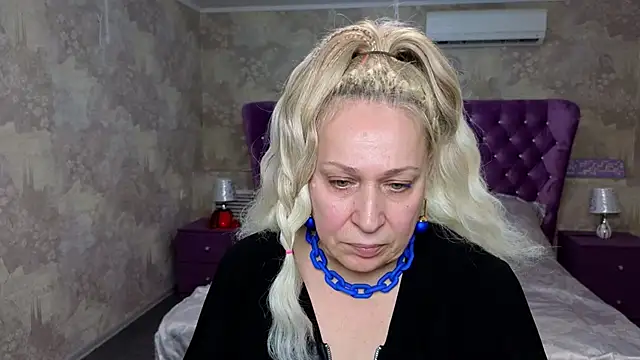 Snapshot of Penelope_Pinky chatting on January 31, 2025, 1:56 pm Penelope Pinky online show from January 31, 2025, 1:56 pm