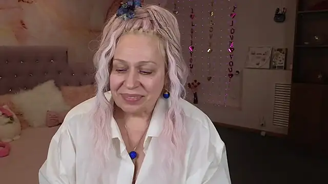 Snapshot of Penelope_Pinky chatting on February 27, 2025, 5:58 pm Penelope Pinky online show from February 27, 2025, 5:58 pm