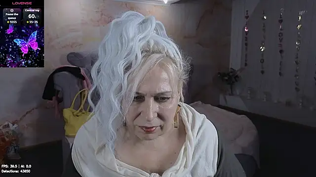 Snapshot of Penelope_Pinky chatting on July 15, 2026, 11:26 am Penelope Pinky online show from July 15, 2026, 11:26 am
