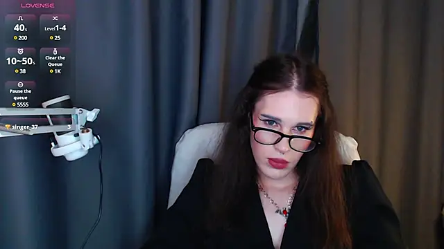 Snapshot of Cassie_Bae chatting on March 10, 2025, 12:18 am Cassie Bae online show from March 10, 2025, 12:18 am