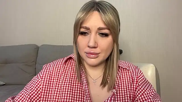 Snapshot of VickyLove047 chatting on May 16, 2026, 8:22 am VickyLove047 online show from May 16, 2026, 8:22 am