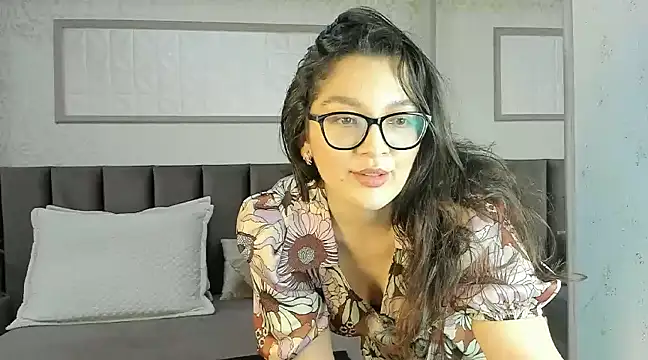 Snapshot of ZarifaBev chatting on January 9, 2025, 11:13 pm ZarifaBev online show from January 9, 2025, 11:13 pm