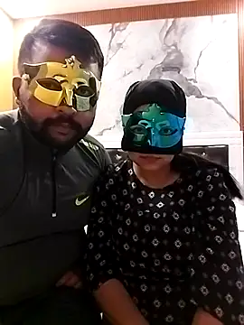 hornycoupleJandS online show from April 17, 2026, 5:54 am