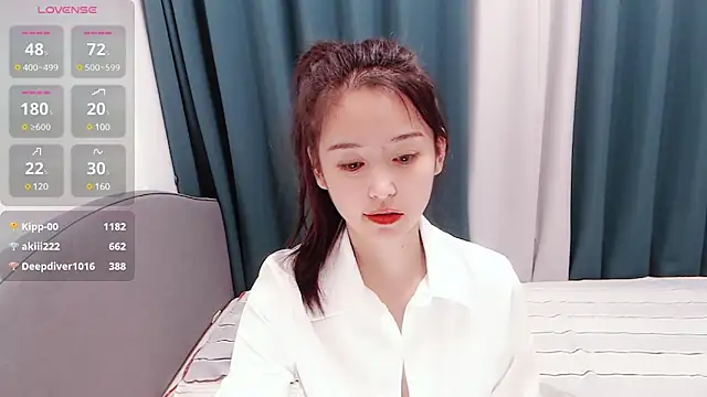 Snapshot of CN-Babycat chatting on February 12, 2025, 1:37 pm CN-Babycat online show from February 12, 2025, 1:37 pm