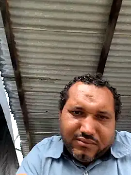 Snapshot of alexjs84 chatting on December 15, 2025, 6:23 pm alexjs84 online show from December 15, 2025, 6:23 pm