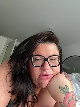 Snapshot of StrawberrySexx chatting on January 24, 2025, 10:32 am StrawberrySexx online show from January 24, 2025, 10:32 am