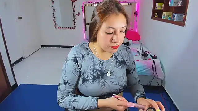 perlabeautiful online show from October 9, 2025, 5:11 pm