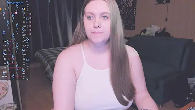 Snapshot of Alice_Dreamgirl_ chatting on September 28, 2025, 9:14 am Alice Dreamgirl  online show from September 28, 2025, 9:14 am
