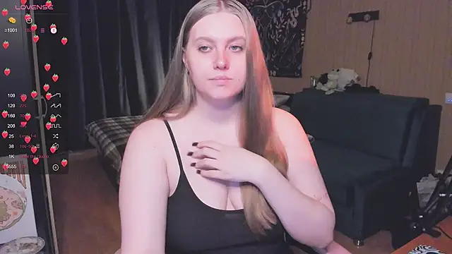 Snapshot of Alice_Dreamgirl_ chatting on September 30, 2025, 9:03 am Alice Dreamgirl  online show from September 30, 2025, 9:03 am