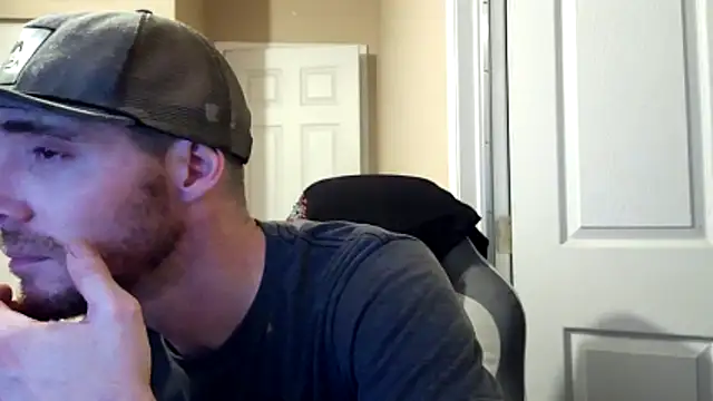 Huntzg23 online show from March 19, 2026, 4:49 am