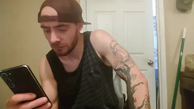 Huntzg23 online show from May 23, 2026, 5:17 pm