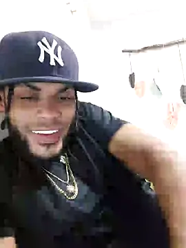 smith2024xxx23cm online show from March 8, 2025, 2:23 am