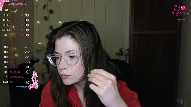 Alicia redfollow online show from March 21, 2025, 6:18 pm