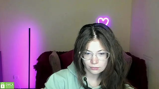 Alicia redfollow online show from September 9, 2025, 11:21 am