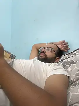 Arsh Loves Luv online show from April 18, 2026, 4:05 am