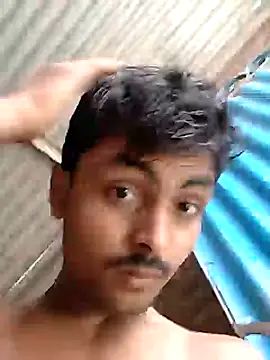 Snapshot of Suraj223kumar chatting on September 22, 2025, 5:31 am Suraj223kumar online show from September 22, 2025, 5:31 am