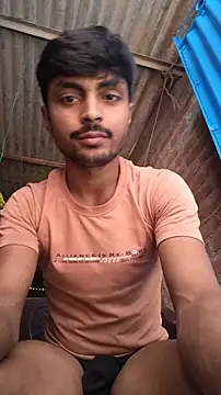 Snapshot of Suraj223kumar chatting on November 19, 2025, 4:23 am Suraj223kumar online show from November 19, 2025, 4:23 am