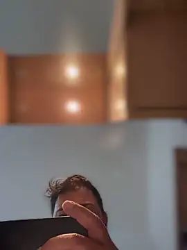 SecretlyDD online show from February 7, 2026, 2:10 pm