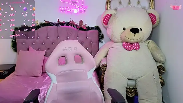 Emilly tay online show from January 11, 2025, 6:12 pm