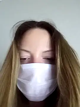 KattyLuuu online show from April 11, 2026, 7:45 am