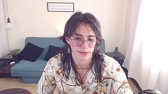 Snapshot of andreey50 chatting on January 25, 2025, 6:24 pm andreey50 online show from January 25, 2025, 6:24 pm