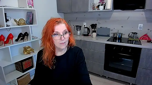 Snapshot of Fire-Fox-One chatting on May 11, 2026, 6:05 pm Fire-Fox-One online show from May 11, 2026, 6:05 pm