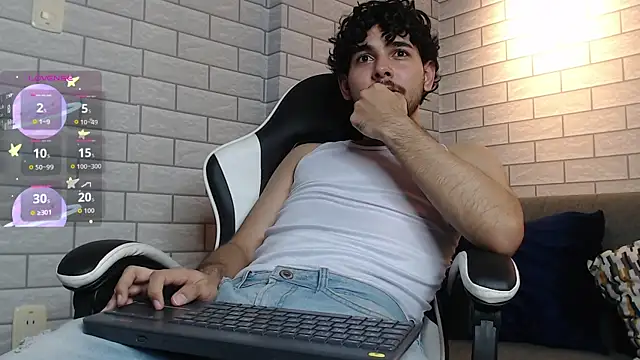 Snapshot of Samir_bear chatting on October 9, 2025, 2:20 am Samir bear online show from October 9, 2025, 2:20 am