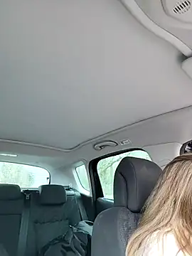 sansan2411 online show from March 10, 2026, 12:54 pm