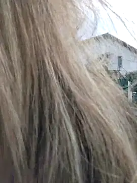 sansan2411 online show from March 16, 2026, 8:18 am