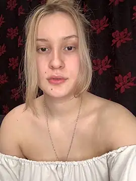 Snapshot of Sweet_white_chocolate chatting on January 2, 2025, 7:29 pm Sweet white chocolate online show from January 2, 2025, 7:29 pm