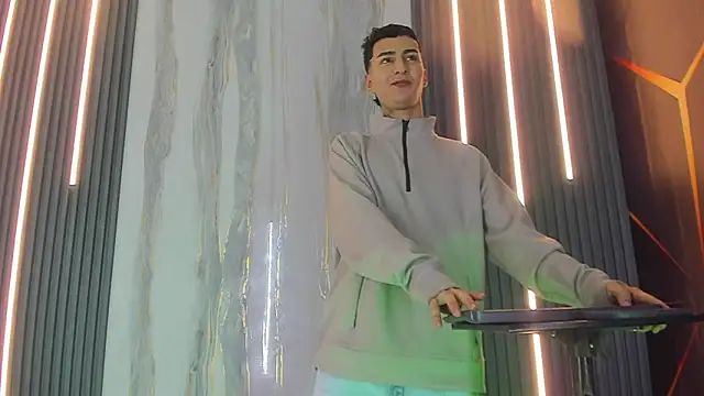 Angel xxx online show from March 27, 2026, 7:13 pm