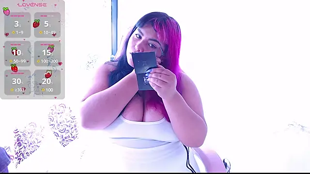 Pinky-Flower online show from February 7, 2025, 7:49 pm