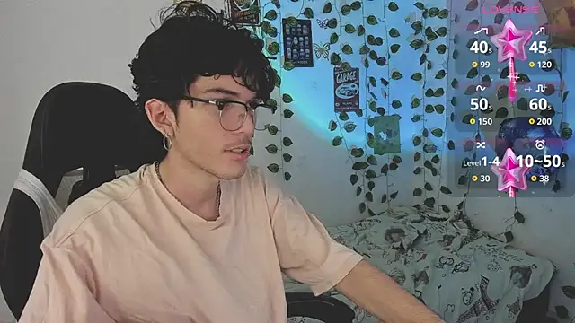 Snapshot of skinny_dann chatting on September 26, 2025, 2:37 am skinny dann online show from September 26, 2025, 2:37 am