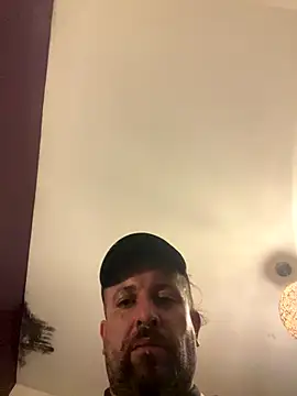 Snapshot of Pichonbendo chatting on November 21, 2025, 11:25 pm Pichonbendo online show from November 21, 2025, 11:25 pm