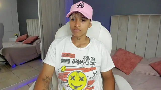 Snapshot of Dominick_jones chatting on January 30, 2025, 8:10 pm Dominick jones online show from January 30, 2025, 8:10 pm