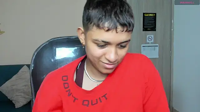 Snapshot of Dominick_jones chatting on November 7, 2025, 4:07 pm Dominick jones online show from November 7, 2025, 4:07 pm