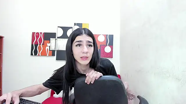 Snapshot of Mariana_16_ chatting on January 25, 2025, 6:57 pm Mariana 16 online show from January 25, 2025, 6:57 pm