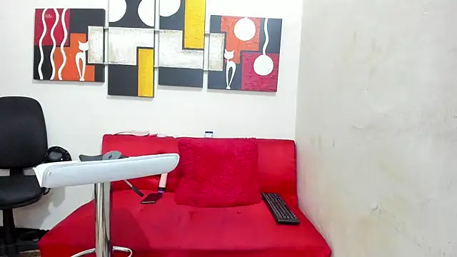 Snapshot of Mariana_16_ chatting on January 28, 2025, 1:18 am Mariana 16 online show from January 28, 2025, 1:18 am