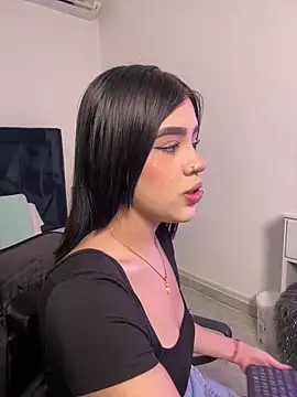 Lily Woodz online show from February 2, 2026, 7:12 pm